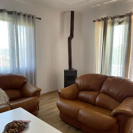 Ajla's Casa de Férias